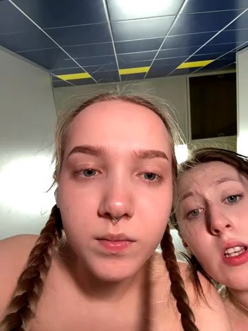 bambi_lu live cam screenshot malefemale on Tip.show – Interactive Live Cam Shows — screenshot #1