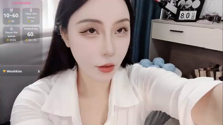 Caicai-a live cam screenshot female on Tip.show – Interactive Live Cam Shows — screenshot #2