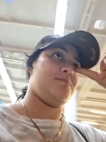 Liancy live cam screenshot malefemale from Colombia on Tip.show – Interactive Live Cam Shows — screenshot #1