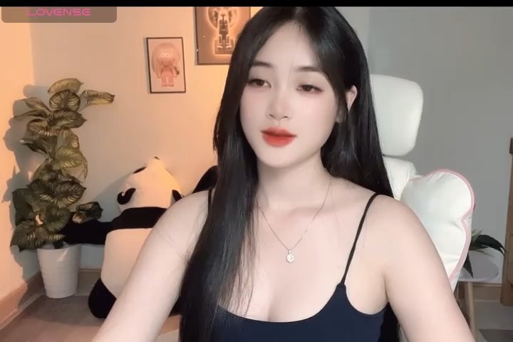 _Aimy_ — live cam screenshot • Tip.show – Interactive Live Cam Shows — #2 _Aimy_ live cam screenshot female on Tip.show – Interactive Live Cam Shows — screenshot #2