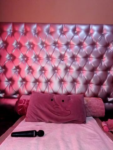 YourSubDesire — live cam screenshot • Tip.show – Interactive Live Cam Shows — #1 YourSubDesire live cam screenshot females on Tip.show – Interactive Live Cam Shows — screenshot #1