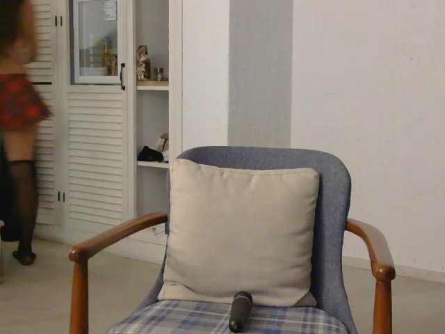 adelizm live cam screenshot female from Turkey on Tip.show – Interactive Live Cam Shows — screenshot #5