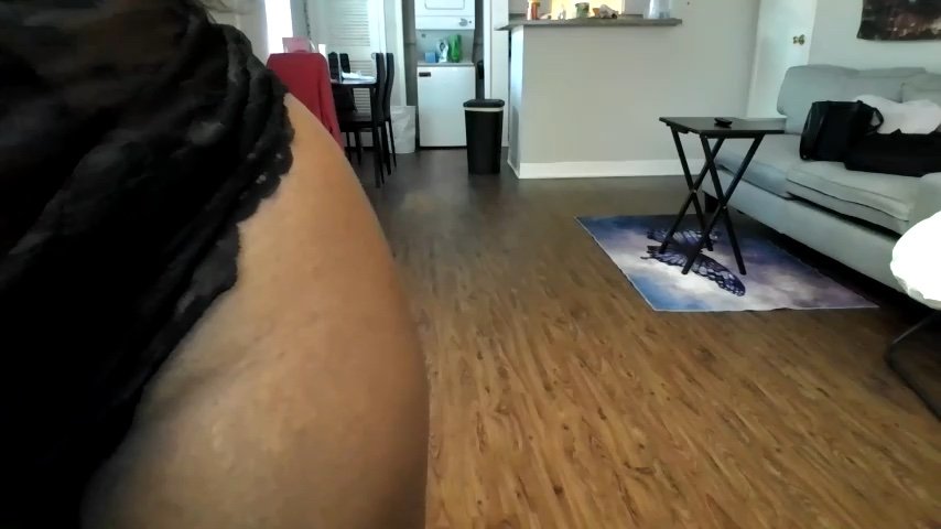 Chocolatekink live cam screenshot female from United States on Tip.show – Interactive Live Cam Shows — screenshot #2