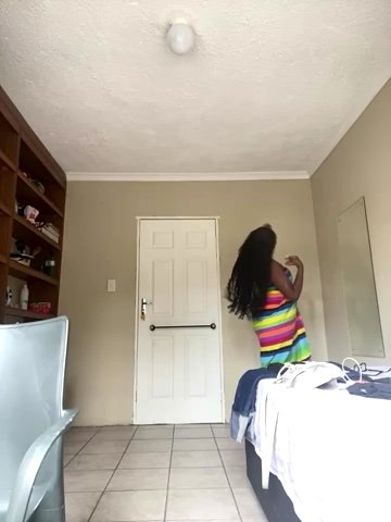 Moonzy77 live cam screenshot female from South Africa on Tip.show – Interactive Live Cam Shows — screenshot #3