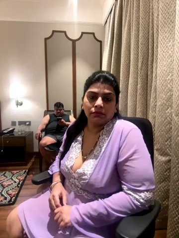 Indiancouple25 live cam screenshot malefemale from India on Tip.show – Interactive Live Cam Shows — screenshot #2