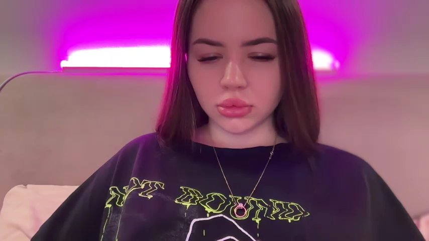 AlmaryKim — live cam screenshot • Tip.show – Interactive Live Cam Shows — #2 AlmaryKim live cam screenshot female from Israel on Tip.show – Interactive Live Cam Shows — screenshot #2