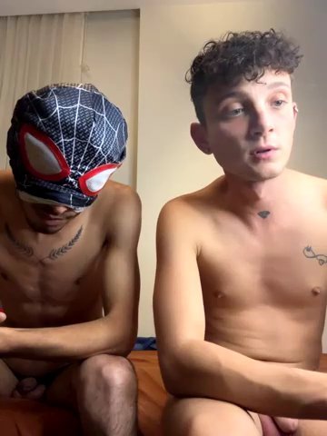 Turkishleo live cam screenshot males from Turkey on Tip.show – Interactive Live Cam Shows — screenshot #1