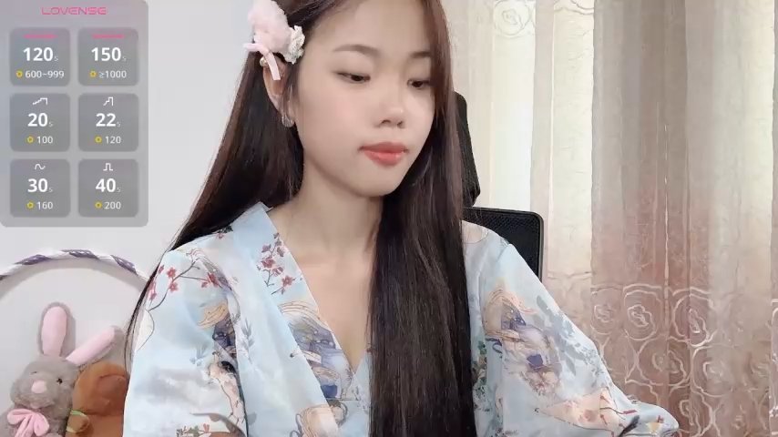 Lvy--v live cam screenshot female on Tip.show – Interactive Live Cam Shows — screenshot #1