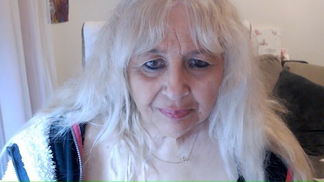 SusiLifeXXX live cam screenshot female from Germany on Tip.show – Interactive Live Cam Shows — screenshot #1