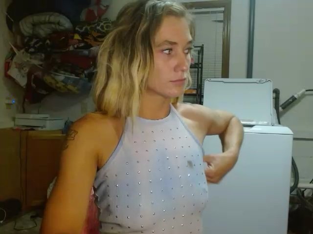 missymilf live cam screenshot female from United States on Tip.show – Interactive Live Cam Shows — screenshot #2