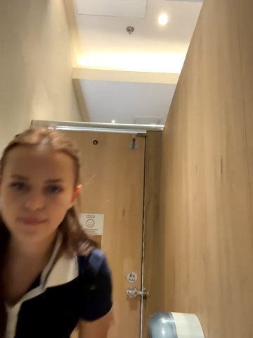 AngelinaTeller live cam screenshot female on Tip.show – Interactive Live Cam Shows — screenshot #7