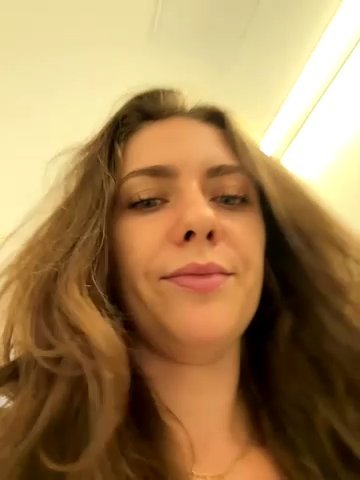 MariiD live cam screenshot females on Tip.show – Interactive Live Cam Shows — screenshot #4