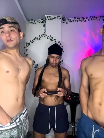 Owen_Benkosky live cam screenshot males on Tip.show – Interactive Live Cam Shows — screenshot #1