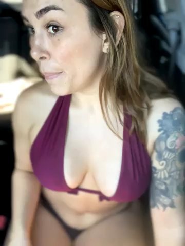 LeaGambit__ live cam screenshot malefemale from United States on Tip.show – Interactive Live Cam Shows — screenshot #5