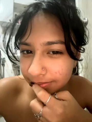 lynn9000 — live cam screenshot • Tip.show – Interactive Live Cam Shows — #1 lynn9000 live cam screenshot female on Tip.show – Interactive Live Cam Shows — screenshot #1