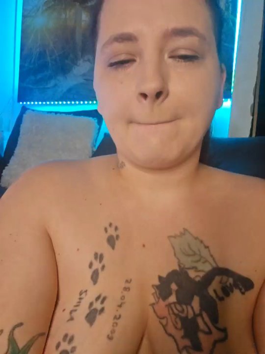 SexyJoy1991 live cam screenshot malefemale from Germany on Tip.show – Interactive Live Cam Shows — screenshot #2