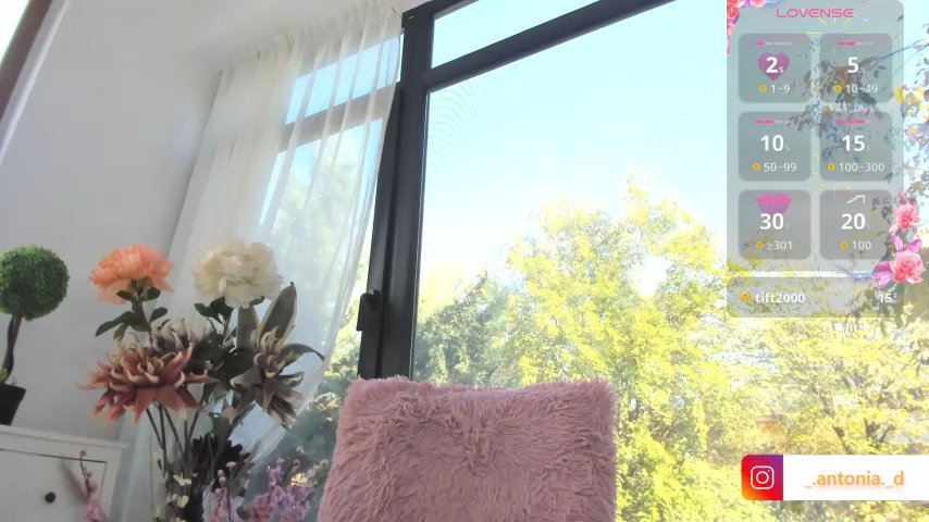 Bella_Posh live cam screenshot females on Tip.show – Interactive Live Cam Shows — screenshot #2