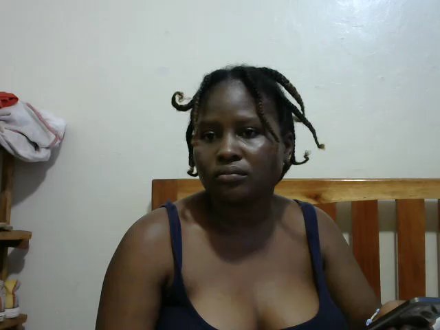 sweet_beauti live cam screenshot female from Kenya on Tip.show – Interactive Live Cam Shows — screenshot #1