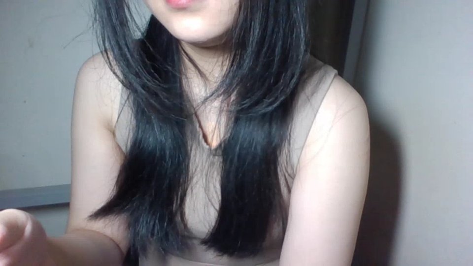 Athena20001 live cam screenshot female from Vietnam on Tip.show – Interactive Live Cam Shows — screenshot #1