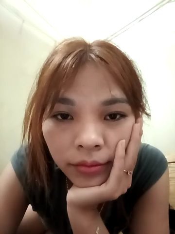 Ocnguyety live cam screenshot female from Vietnam on Tip.show – Interactive Live Cam Shows — screenshot #1