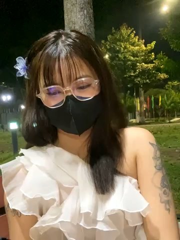 __BabyShowPublic__ live cam screenshot females from Vietnam on Tip.show – Interactive Live Cam Shows — screenshot #2