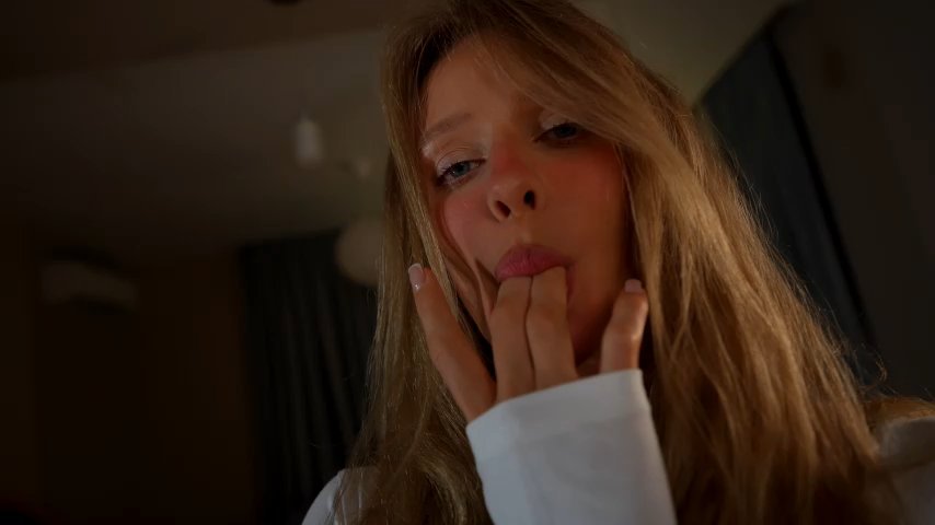 HeyBananas live cam screenshot female on Tip.show – Interactive Live Cam Shows — screenshot #4