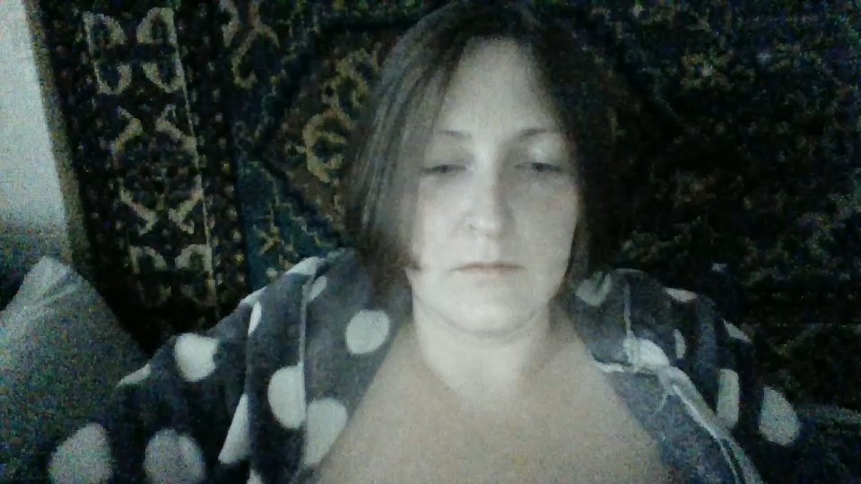 AllaSowinskaya live cam screenshot female from Ukraine on Tip.show – Interactive Live Cam Shows — screenshot #1