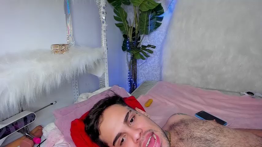 Littlepearl23 live cam screenshot malefemale from Venezuela on Tip.show – Interactive Live Cam Shows — screenshot #2