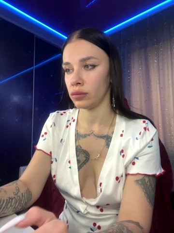 Queen_of_pain live cam screenshot malefemale from Ukraine on Tip.show – Interactive Live Cam Shows — screenshot #2