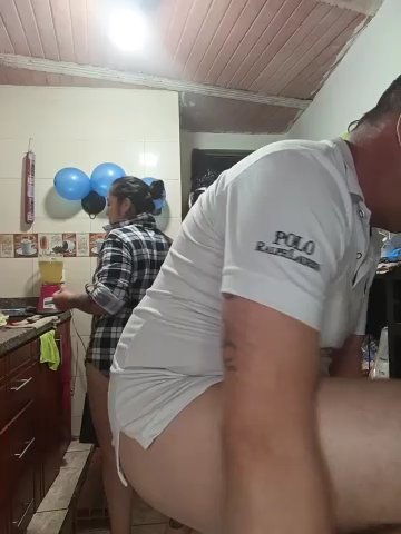 ZuriandAlex live cam screenshot malefemale from Colombia on Tip.show – Interactive Live Cam Shows — screenshot #4