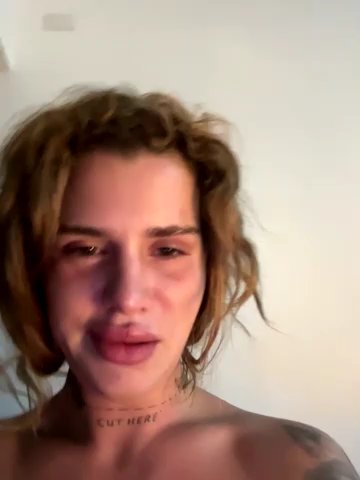 EmiliaCatalina live cam screenshot female from Germany on Tip.show – Interactive Live Cam Shows — screenshot #1