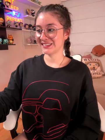 Sharon_07 live cam screenshot female from Colombia on Tip.show – Interactive Live Cam Shows — screenshot #1