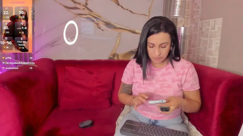 Bella_williamss_ live cam screenshot females from Colombia on Tip.show – Interactive Live Cam Shows — screenshot #8