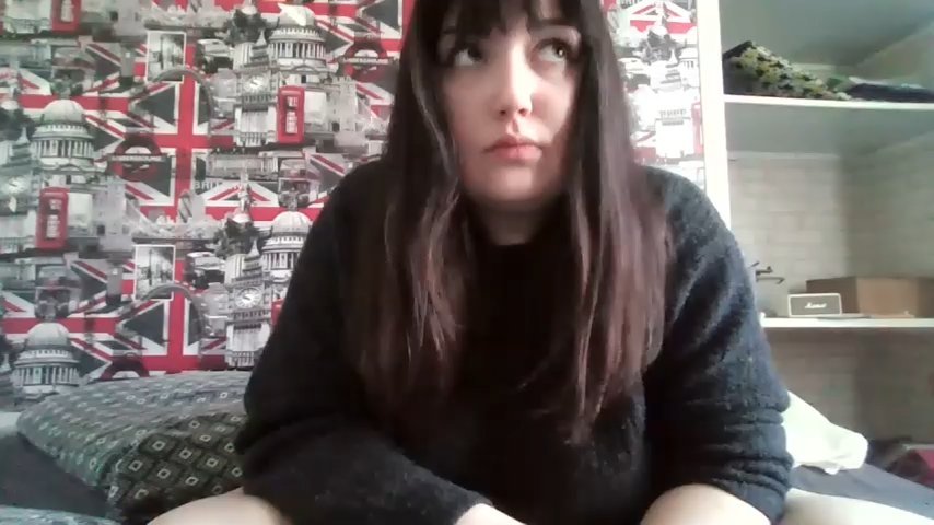 Lynylou live cam screenshot female from France on Tip.show – Interactive Live Cam Shows — screenshot #1