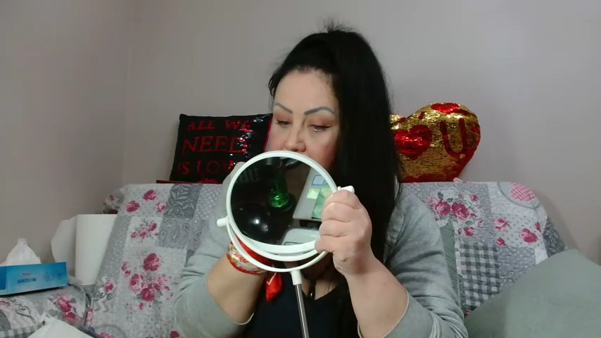 -__TSUNAMI__- live cam screenshot female from Turkey on Tip.show – Interactive Live Cam Shows — screenshot #7