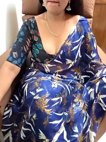 Roja-Telugu777 live cam screenshot female on Tip.show – Interactive Live Cam Shows — screenshot #1