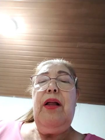 Vicky_Rosse live cam screenshot female from Colombia on Tip.show – Interactive Live Cam Shows — screenshot #1