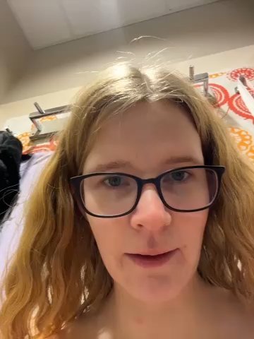 Bikergirl_97 live cam screenshot malefemale from Germany on Tip.show – Interactive Live Cam Shows — screenshot #1