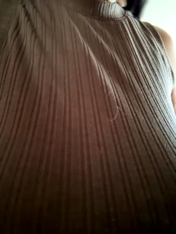 VendiMur live cam screenshot females from Russia on Tip.show – Interactive Live Cam Shows — screenshot #6