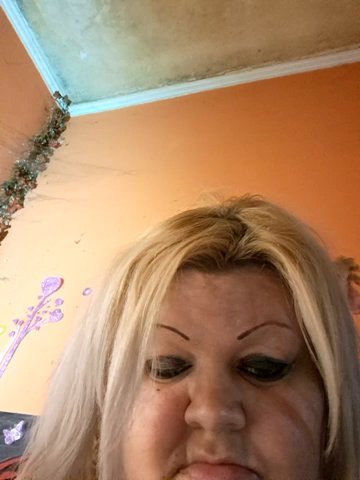 ducicsajsziii live cam screenshot female from Hungary on Tip.show – Interactive Live Cam Shows — screenshot #1