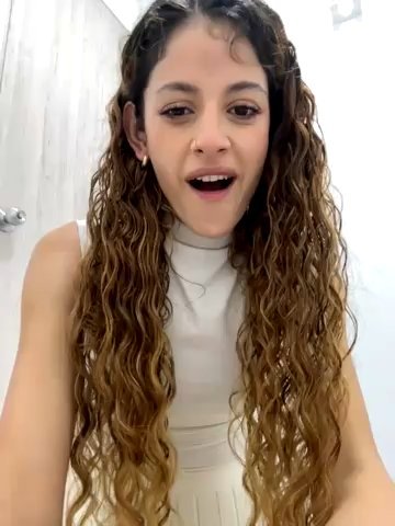 alana15 live cam screenshot female on Tip.show – Interactive Live Cam Shows — screenshot #2