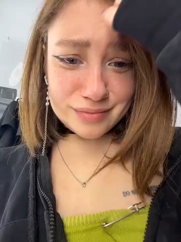 lucy-joy live cam screenshot female on Tip.show – Interactive Live Cam Shows — screenshot #1