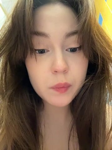 Peachy_Dream live cam screenshot female on Tip.show – Interactive Live Cam Shows — screenshot #7