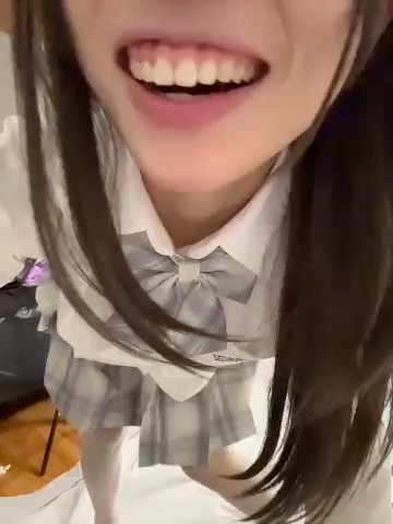 Yiyi-707 live cam screenshot female from China on Tip.show – Interactive Live Cam Shows — screenshot #6