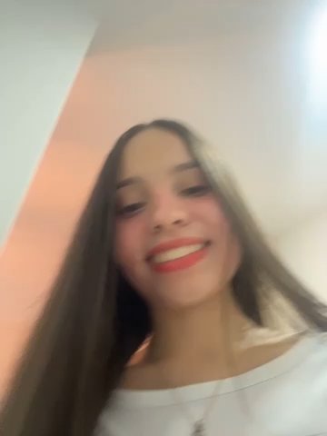 MiaJacksonn live cam screenshot female from Colombia on Tip.show – Interactive Live Cam Shows — screenshot #1