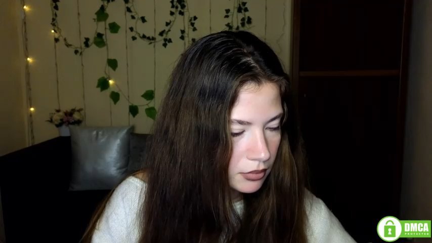 Alicia_redfollow live cam screenshot female from Ukraine on Tip.show – Interactive Live Cam Shows — screenshot #1