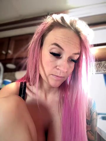 Kate-Paul live cam screenshot malefemale from United States on Tip.show – Interactive Live Cam Shows — screenshot #1