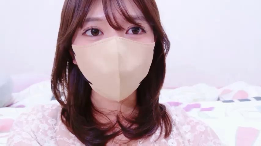 Runarunapi live cam screenshot female from Japan on Tip.show – Interactive Live Cam Shows — screenshot #1