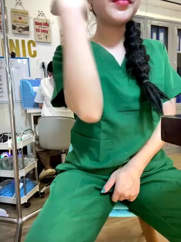 Clinic_Sexy live cam screenshot females on Tip.show – Interactive Live Cam Shows — screenshot #2