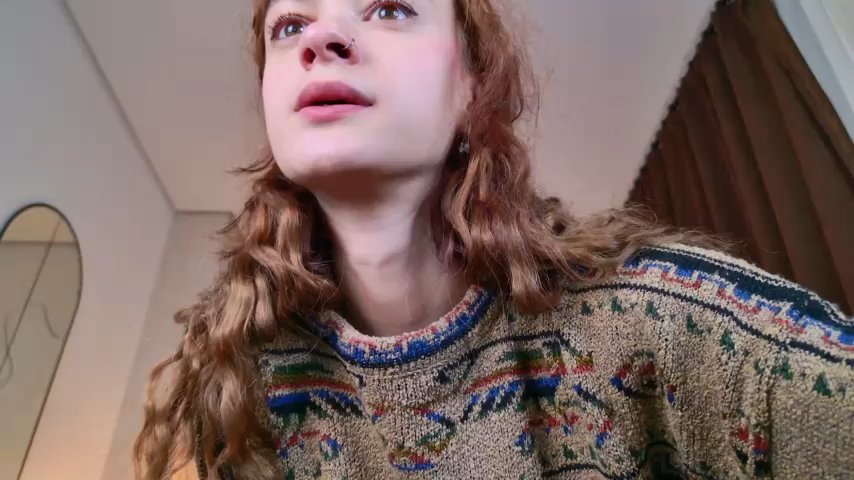 Curly_Moon live cam screenshot females from Ukraine on Tip.show – Interactive Live Cam Shows — screenshot #1